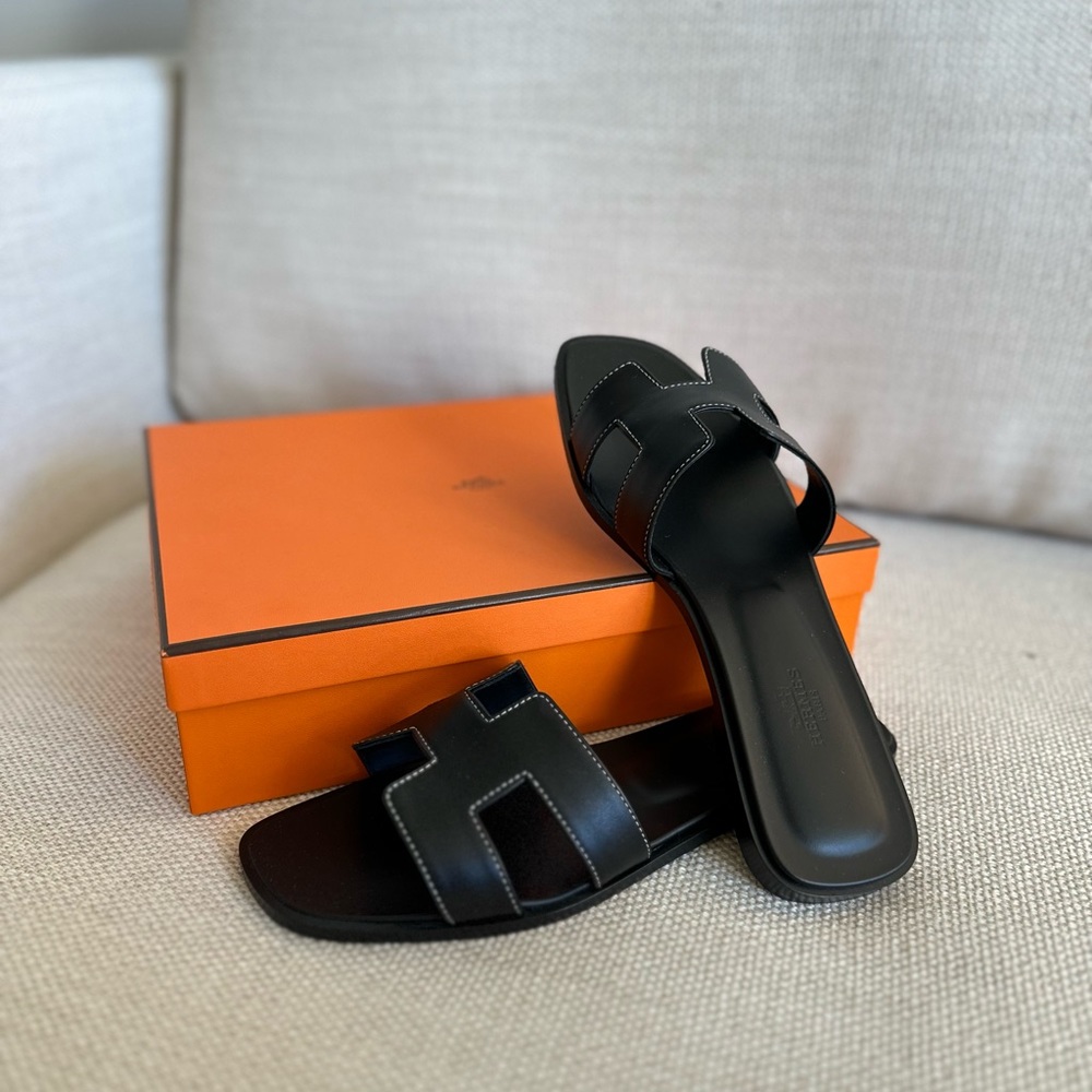 Hermes Oran Black Sandal